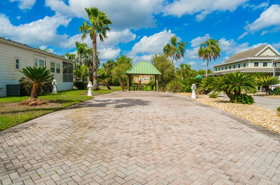 6948 Amanda Vista Circle, FL