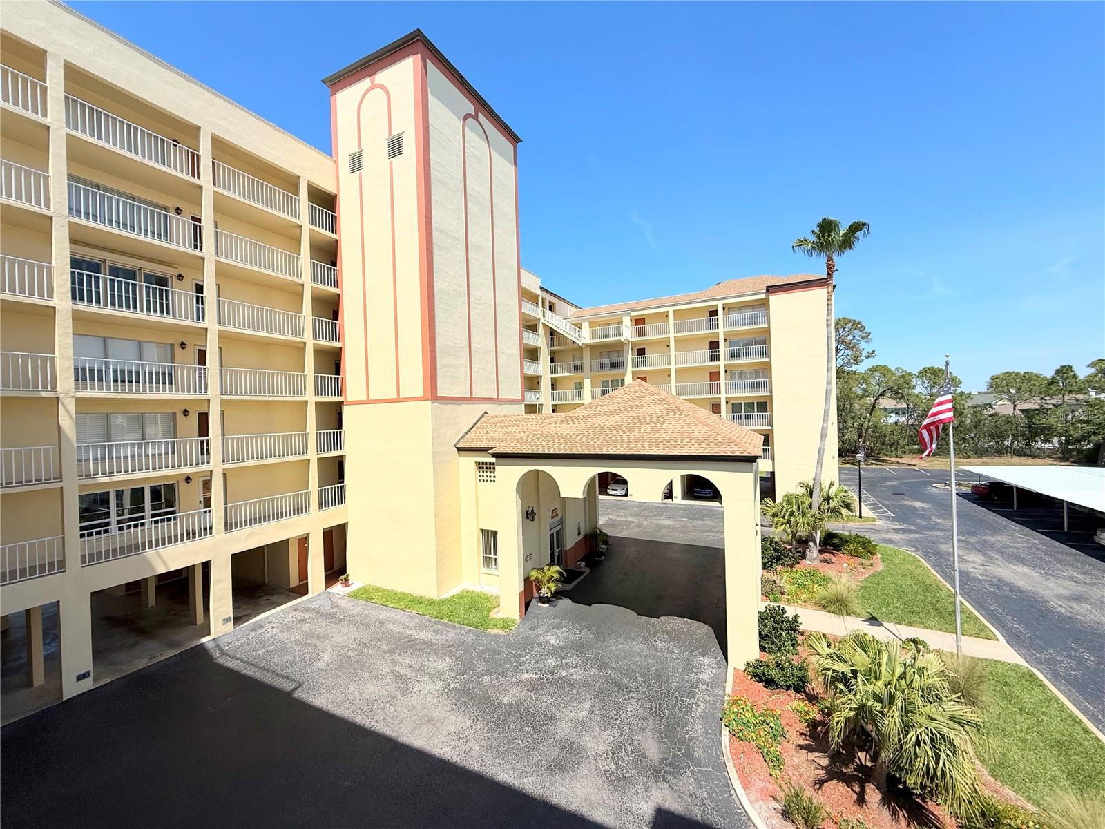 9000 Commodore Drive, FL
