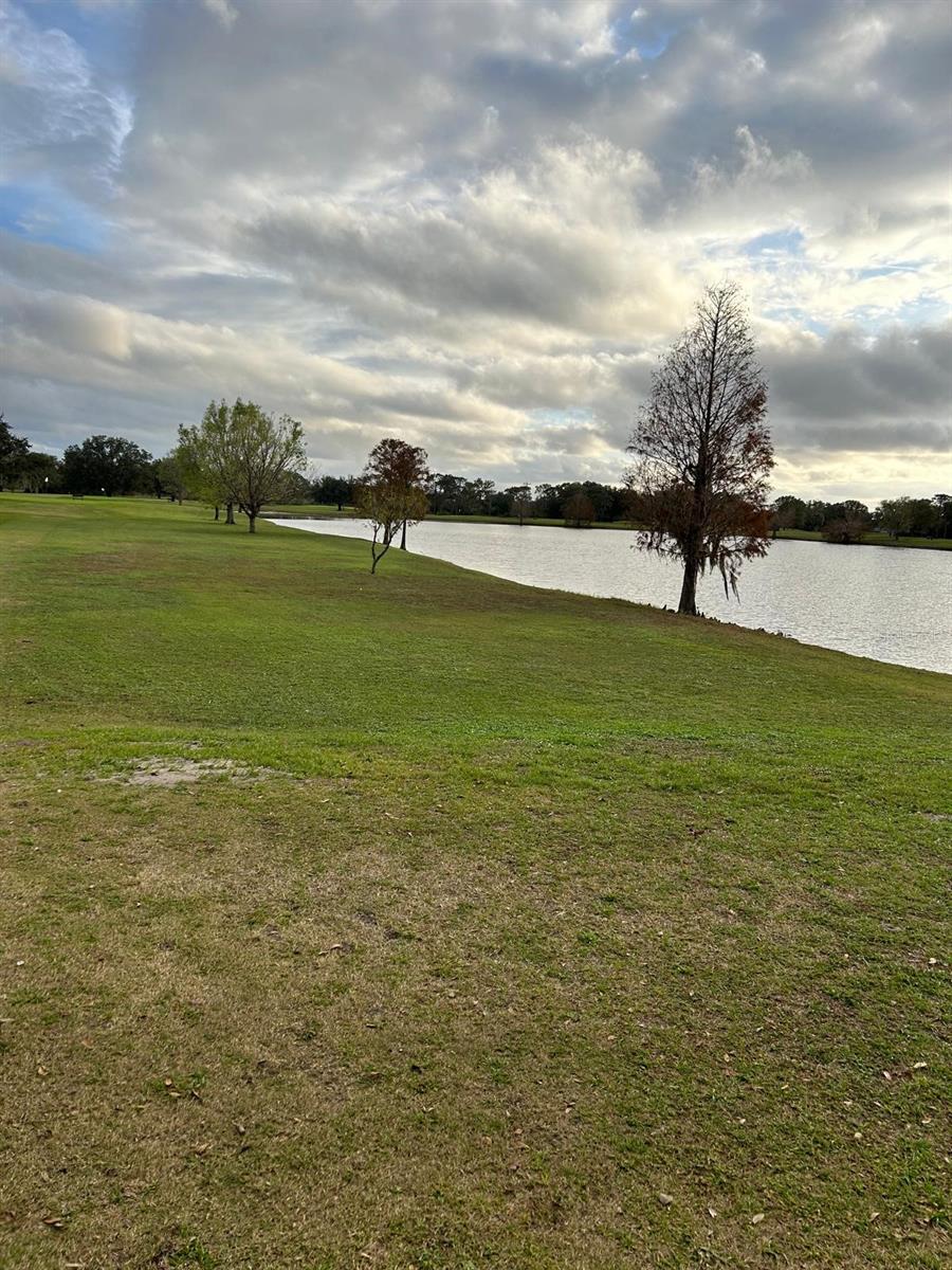 313 Calendula Drive, FL