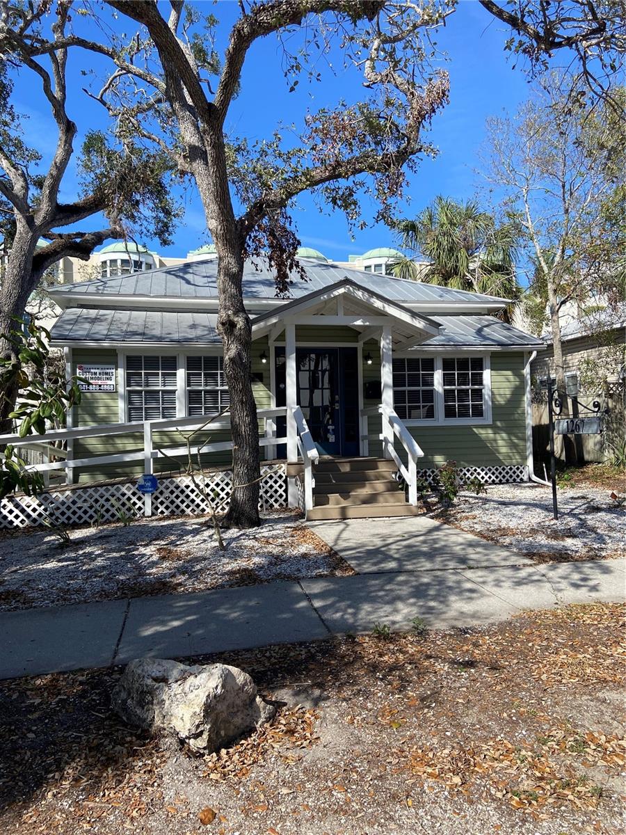1267 2nd Street, FL