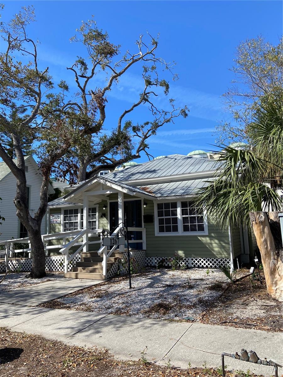 1267 2nd Street, FL