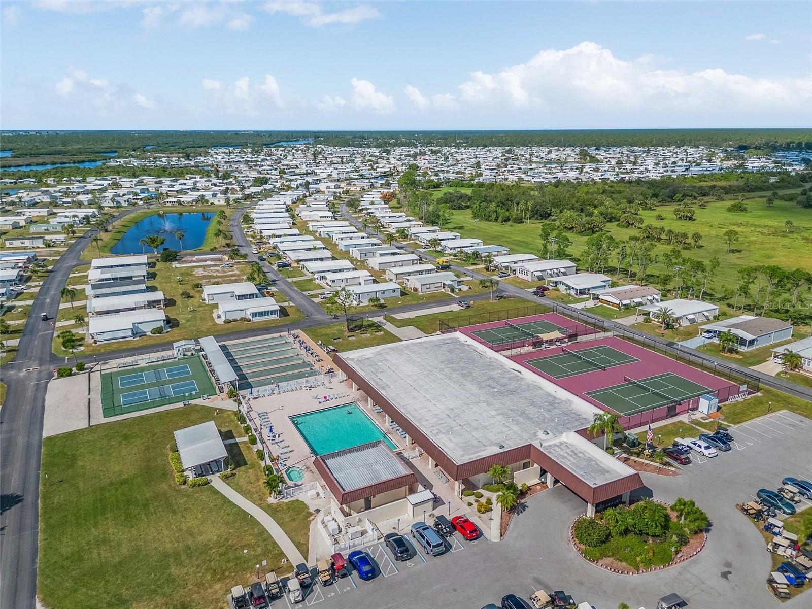 502 San Clemente Circle, FL