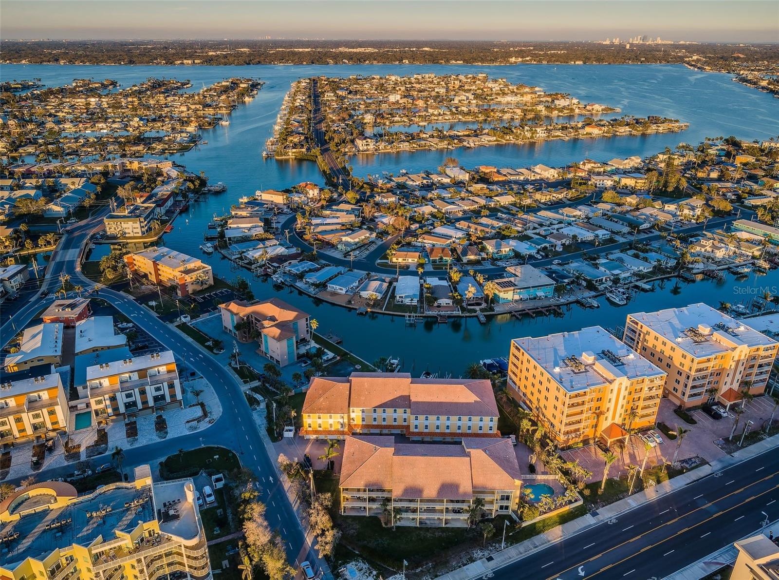11595 Gulf Boulevard, FL