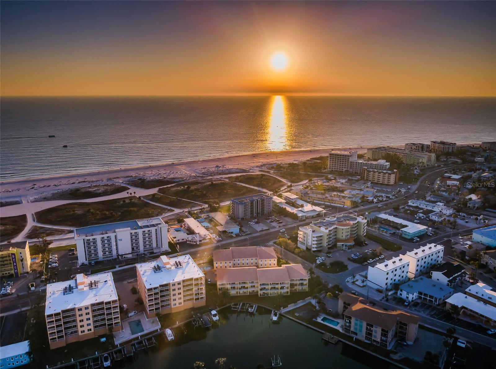 11595 Gulf Boulevard, FL