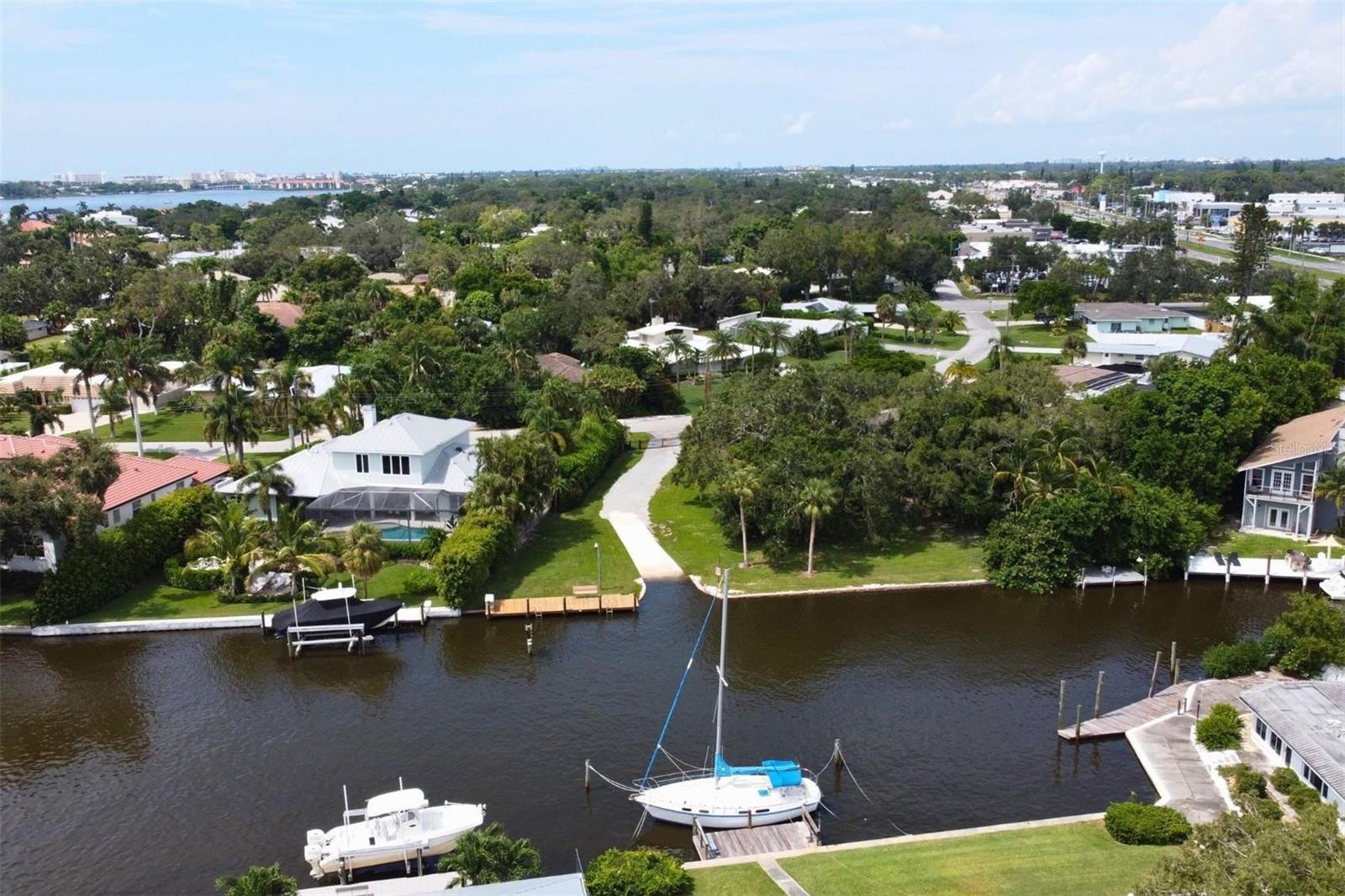 1860 Southpointe Drive, FL
