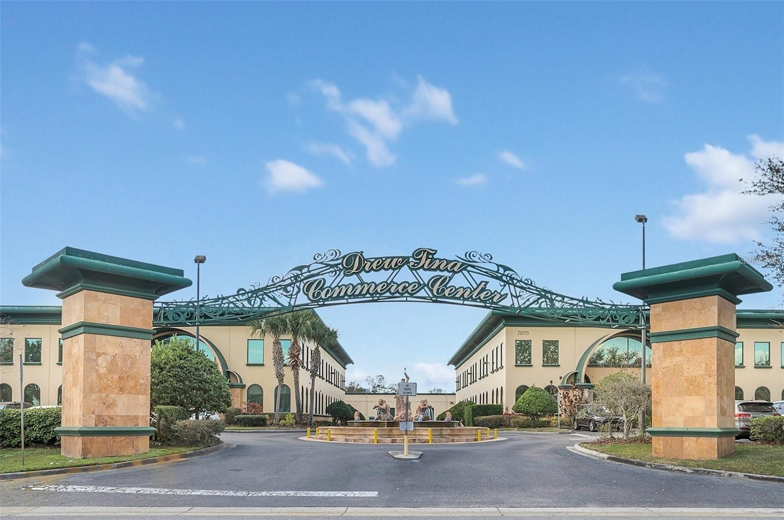 6881 Kingspointe Parkway, FL