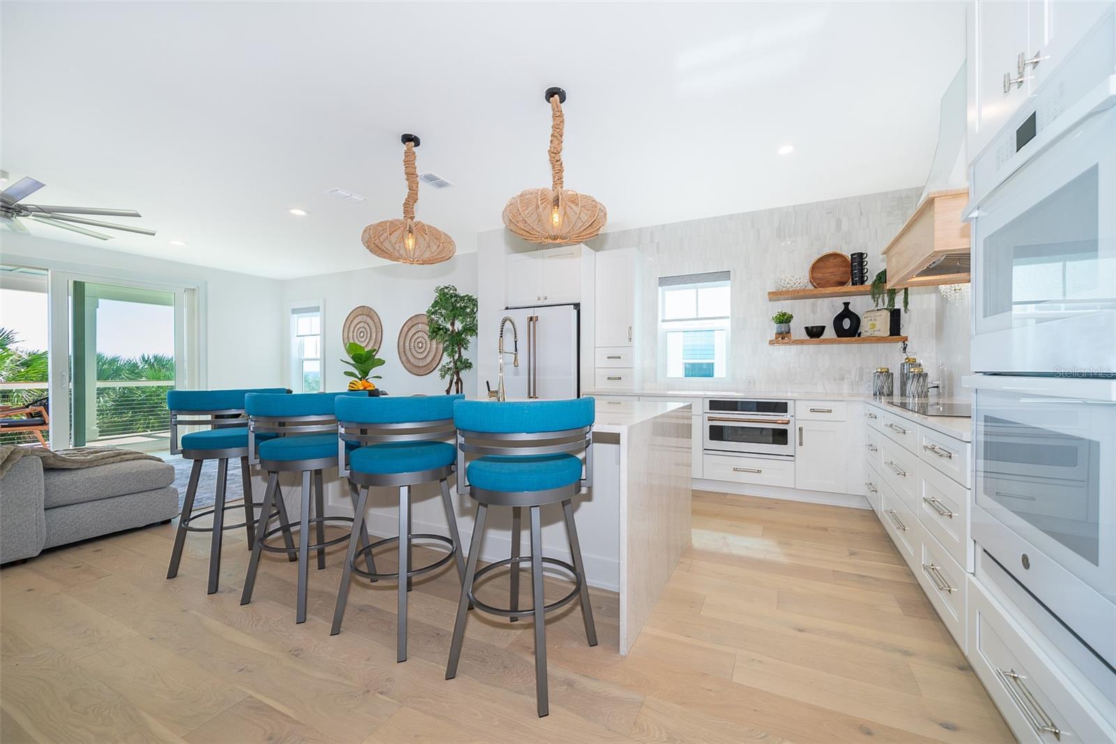 204 Surfview Lane, FL