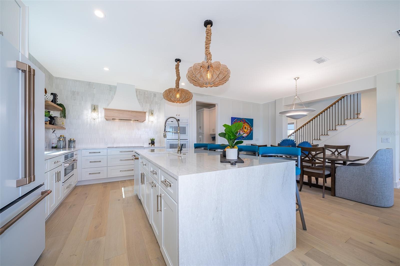 204 Surfview Lane, FL