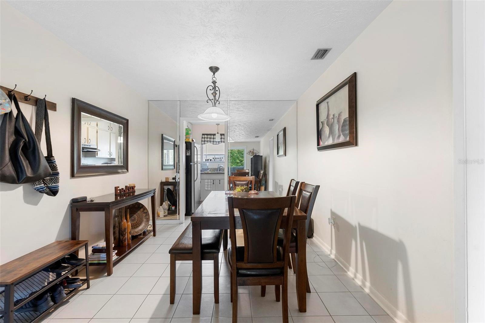 4376 Lake Underhill Road, FL