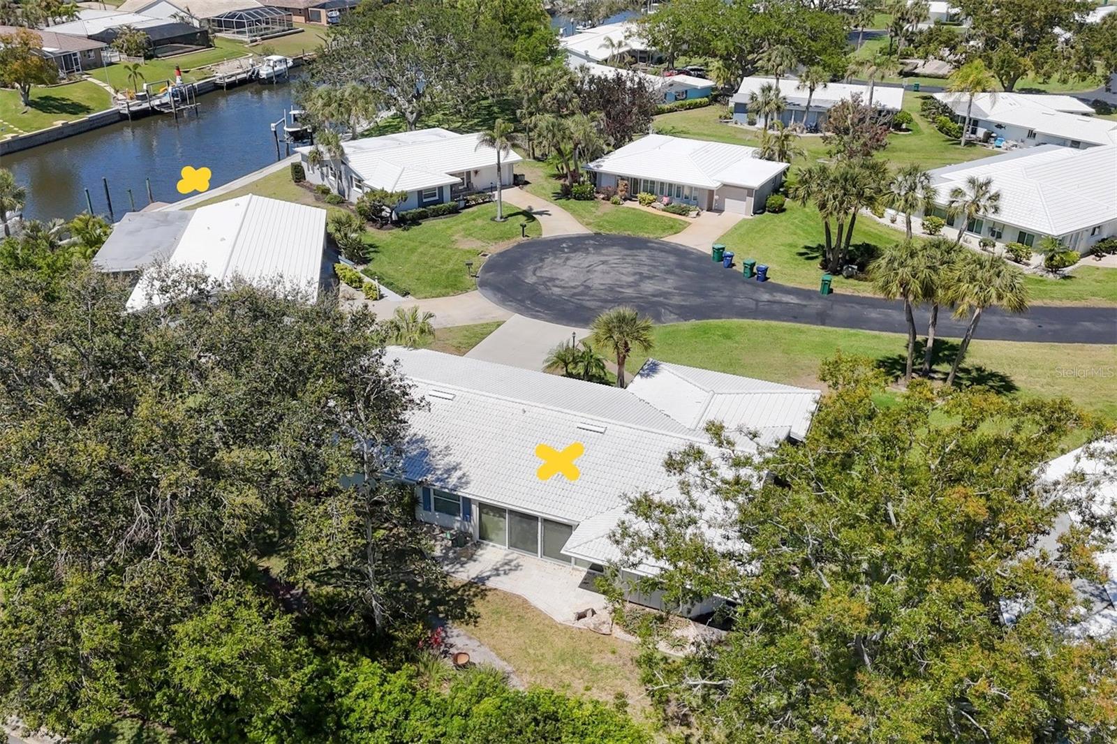 51 Oakwood Drive, FL