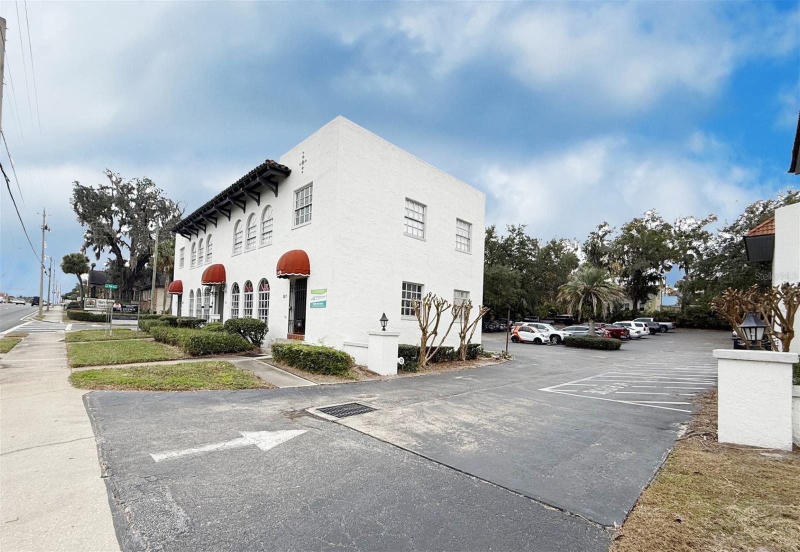 818 Silver Springs Boulevard, FL