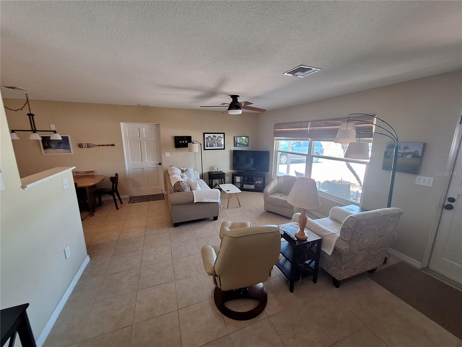 1541 Crest Drive, FL