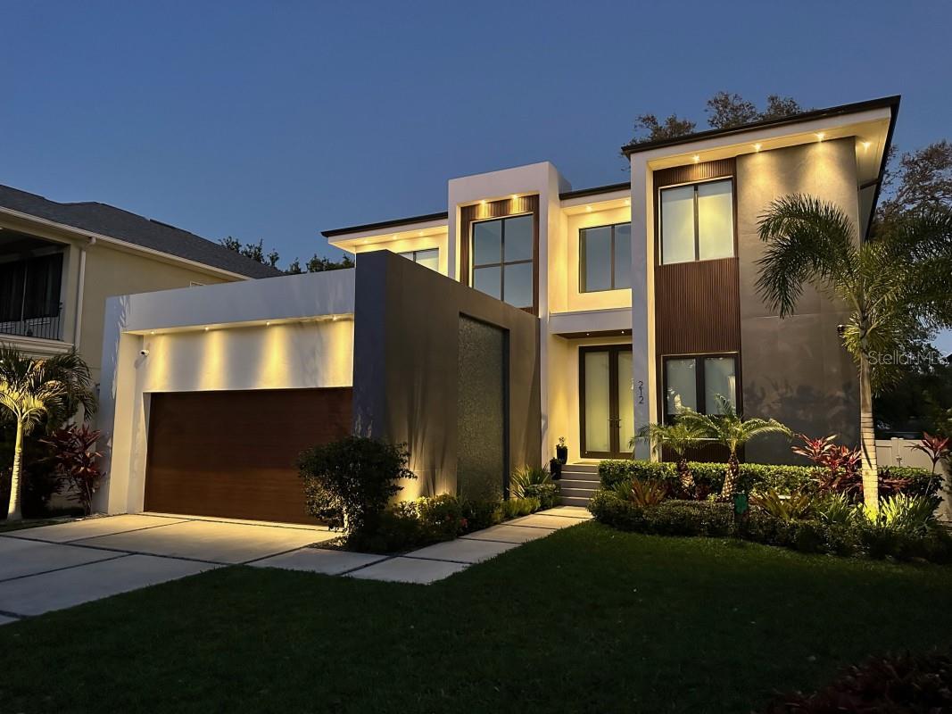 212 Renellie Drive, FL