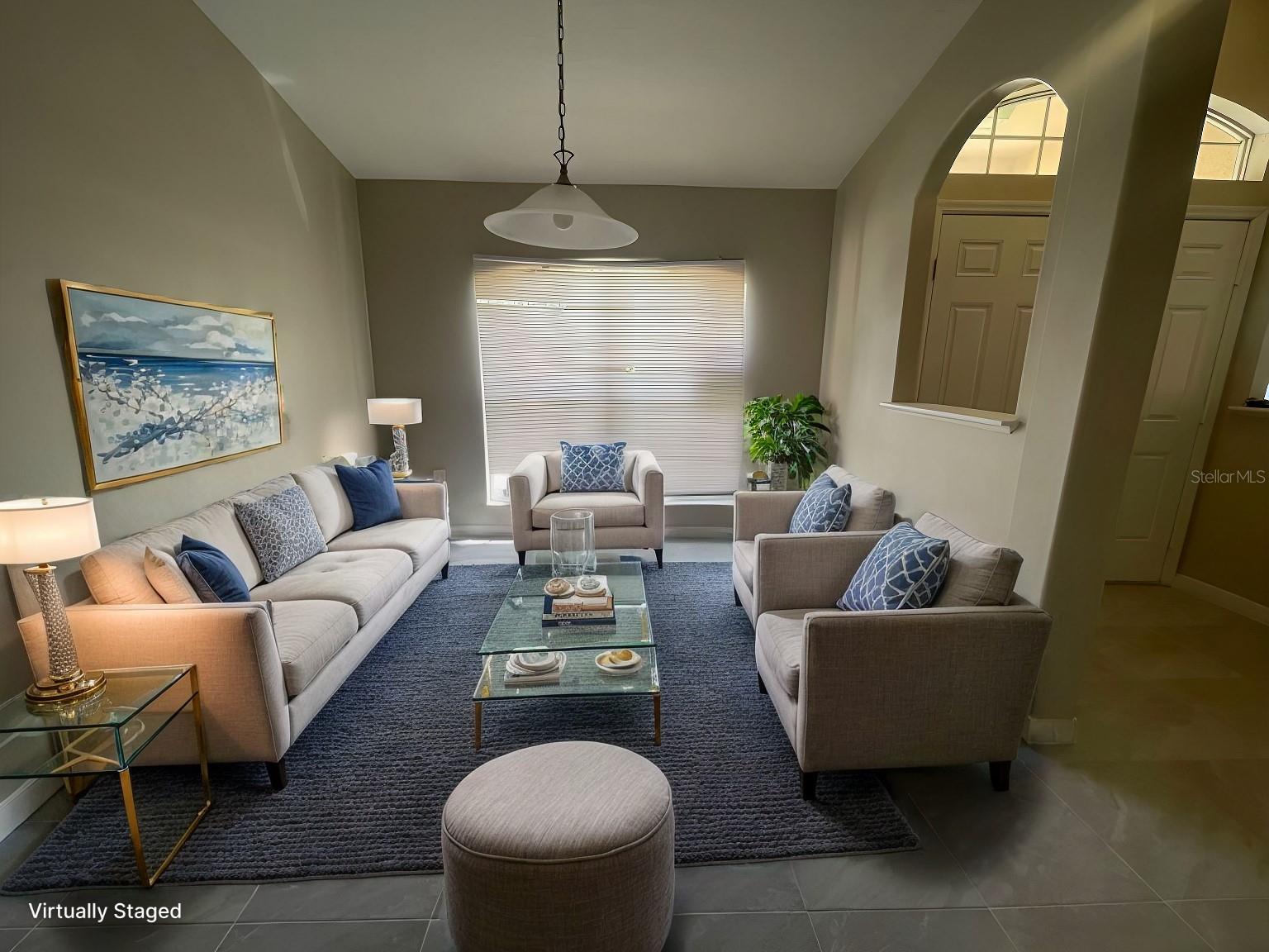 568 Finch Court, FL