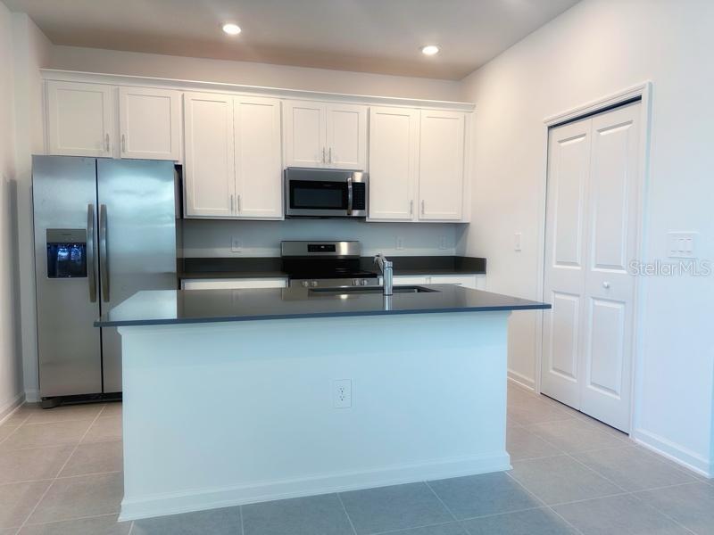2639 Candied Apple Alley, FL