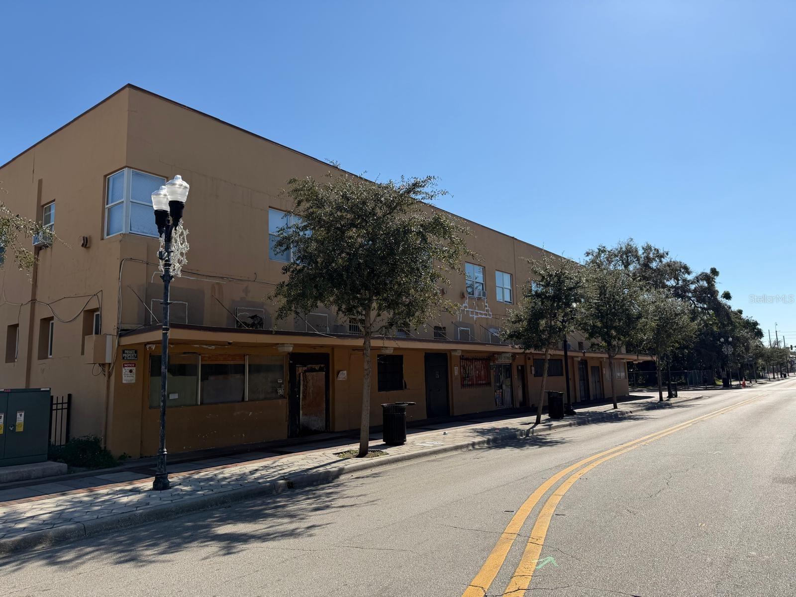 221 Parramore Avenue, FL
