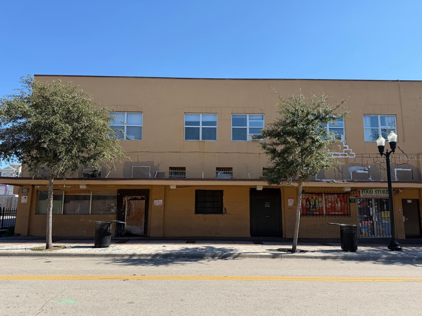 221 Parramore Avenue, FL