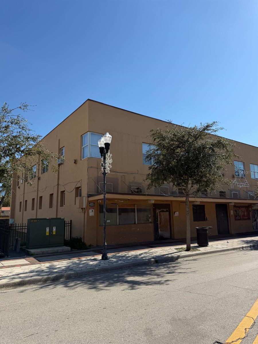 221 Parramore Avenue, FL