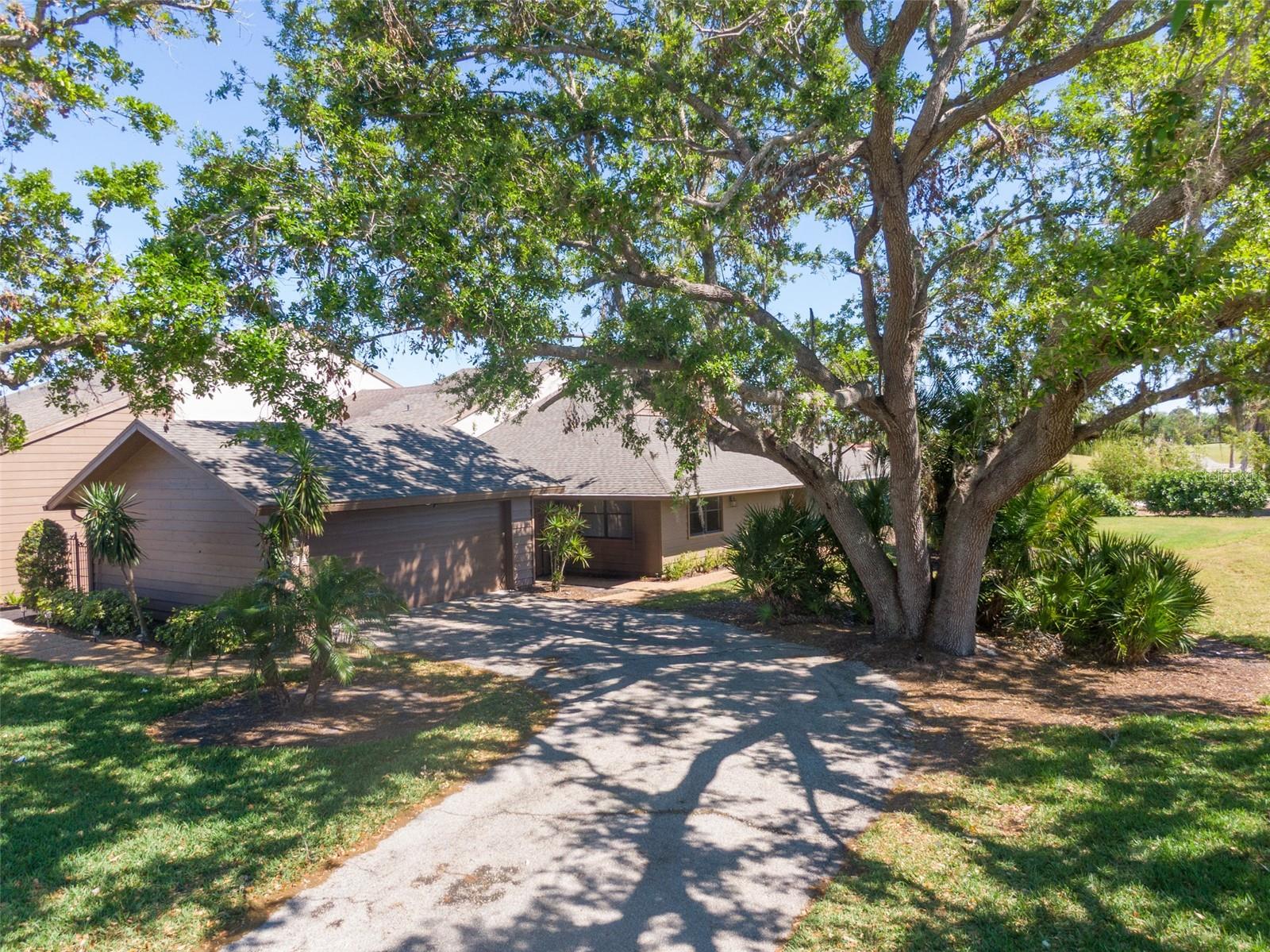5604 Doral Drive, FL
