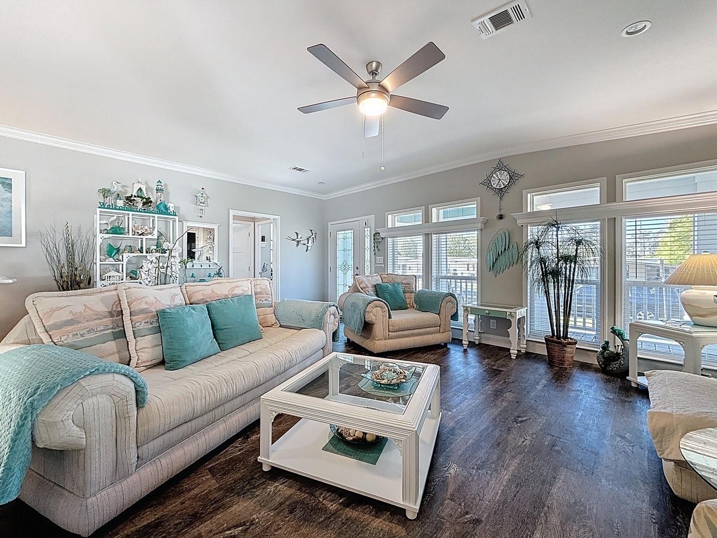 1116 Elkhart Circle, FL