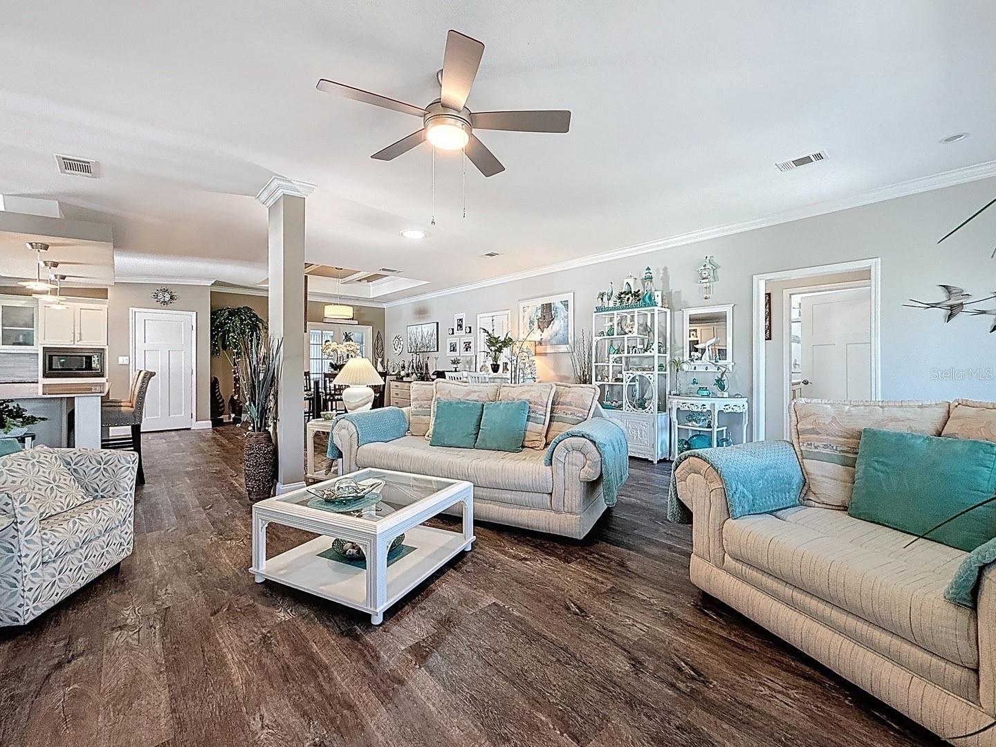 1116 Elkhart Circle, FL