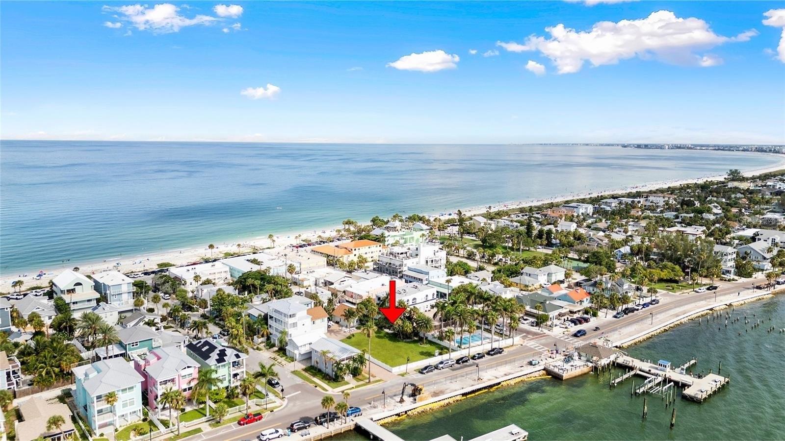 702 Pass A Grille Way, FL
