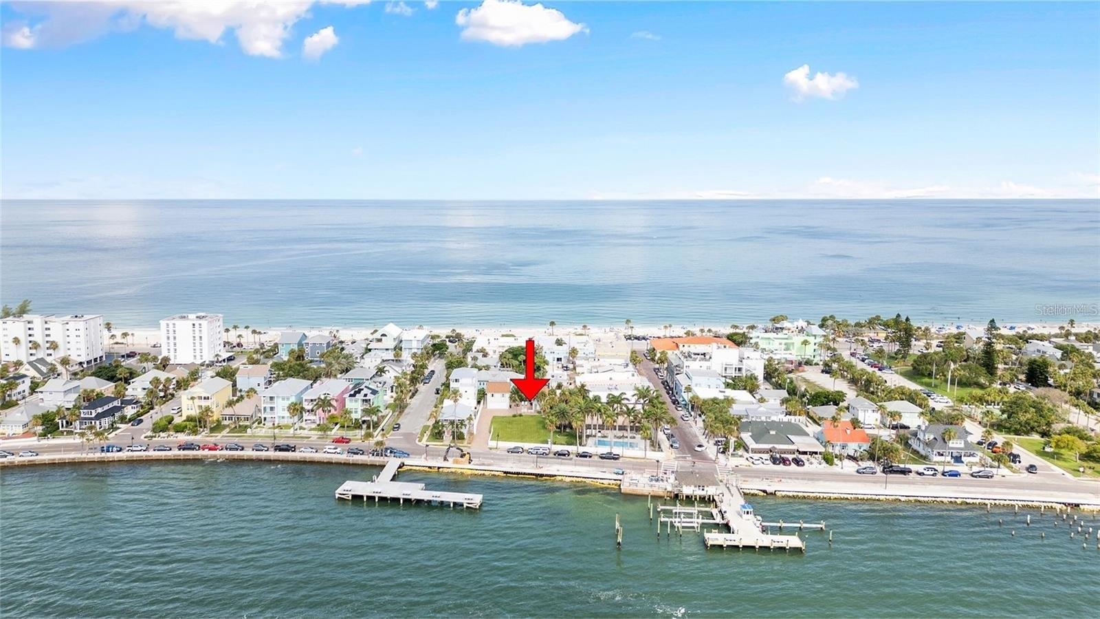 702 Pass A Grille Way, FL