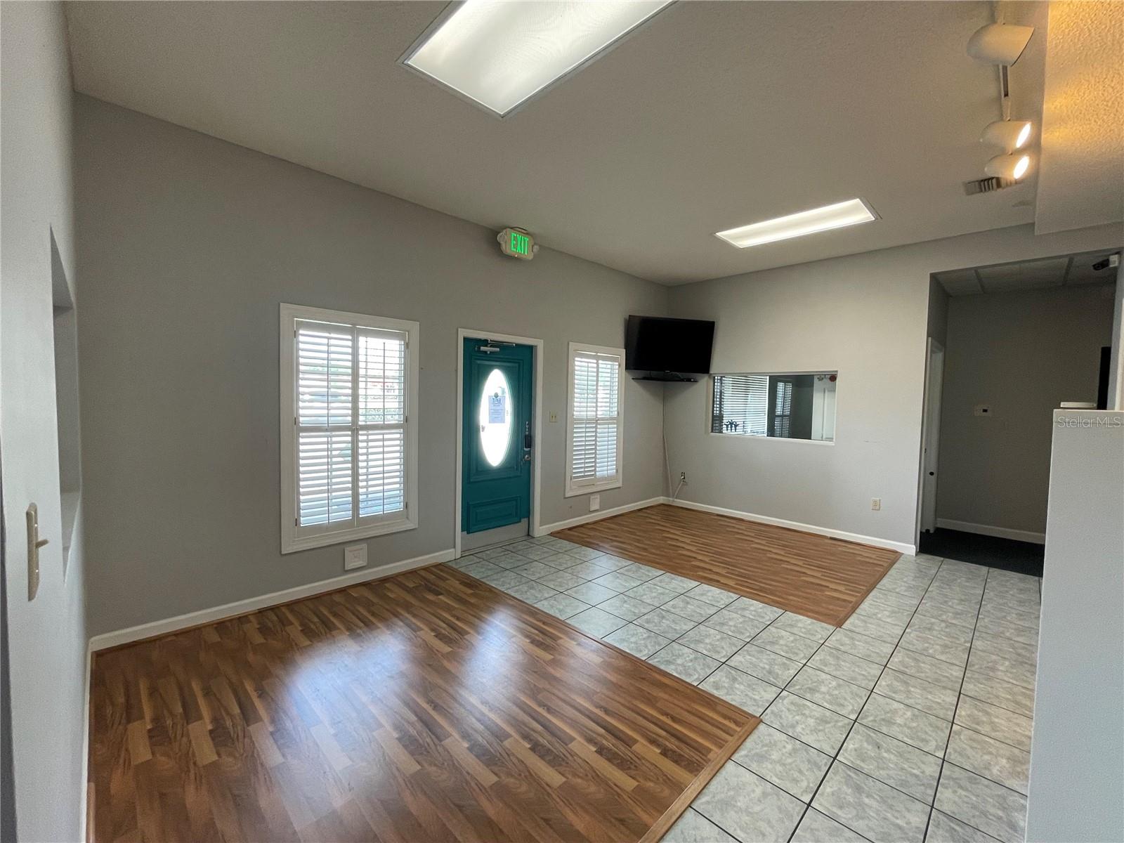 18610 Us Highway 441, FL