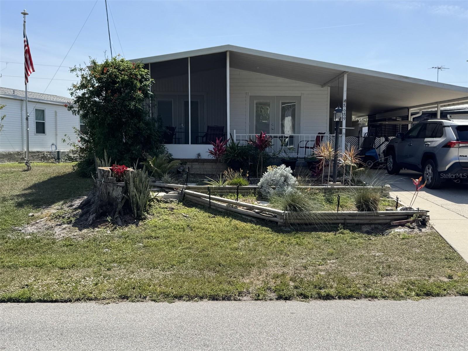 8689 Breeze Hill Drive, FL
