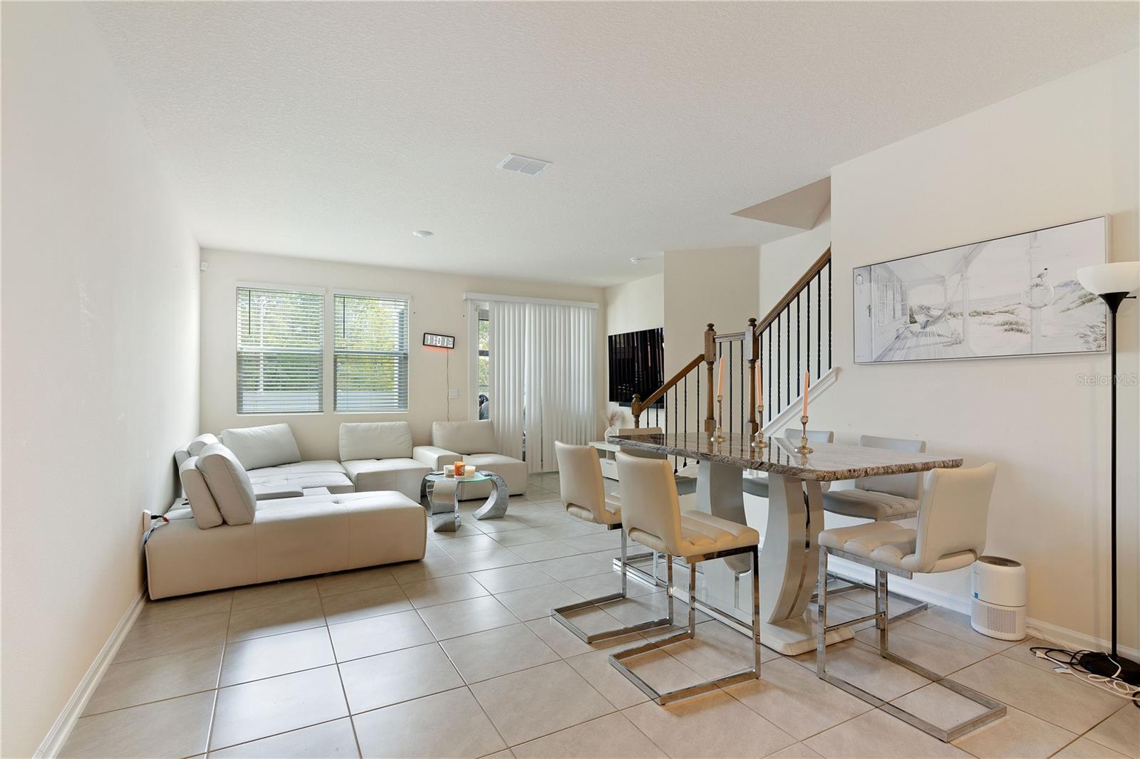 117 Redbud Road, FL