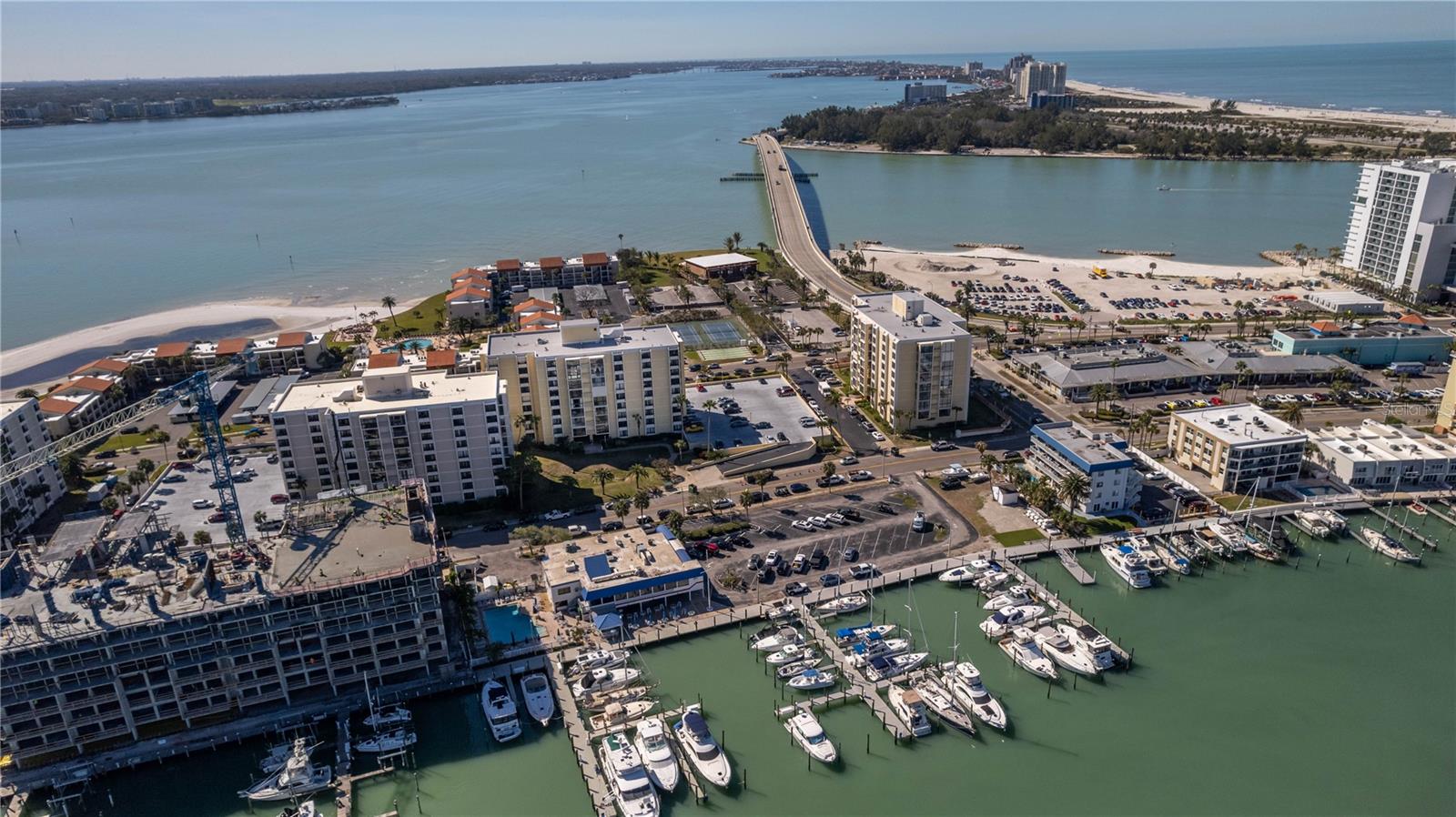 830 Gulfview Boulevard, FL
