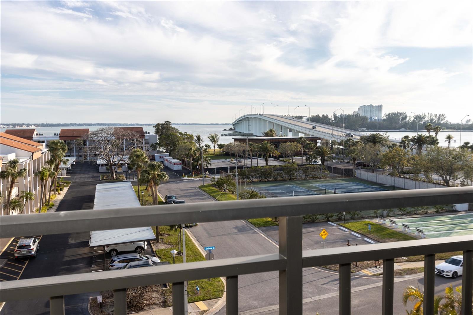 830 Gulfview Boulevard, FL