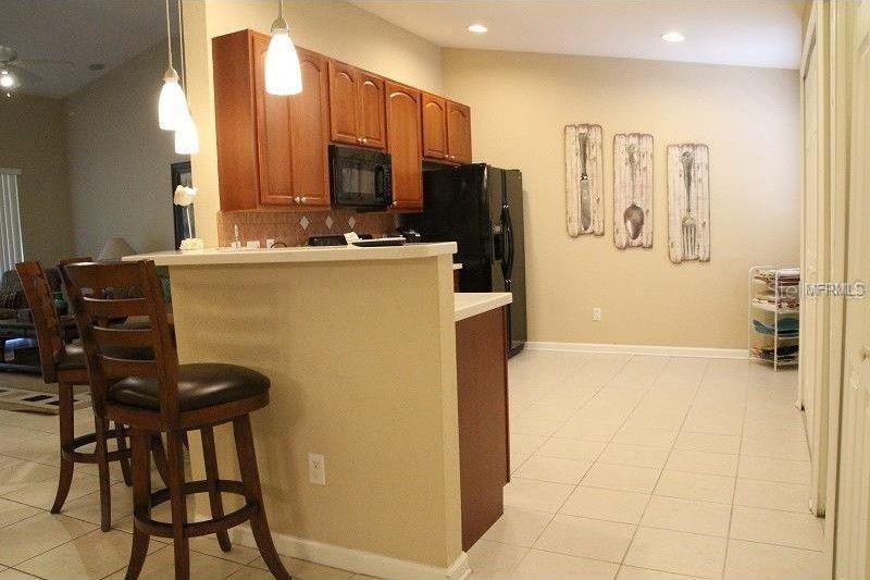 6453 Alcalde Ct, FL