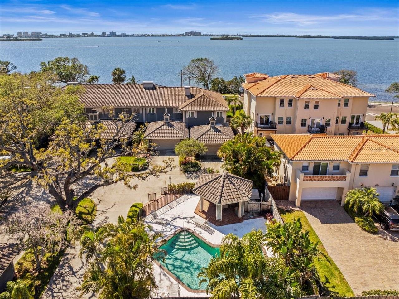 2087 Edgewater Drive, FL