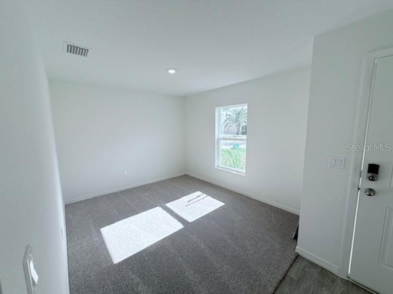 25 Round Thorn Drive, FL