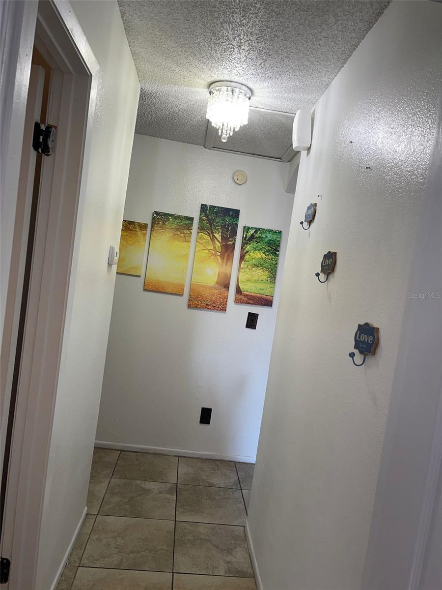 2131 Cascades Blvd, FL