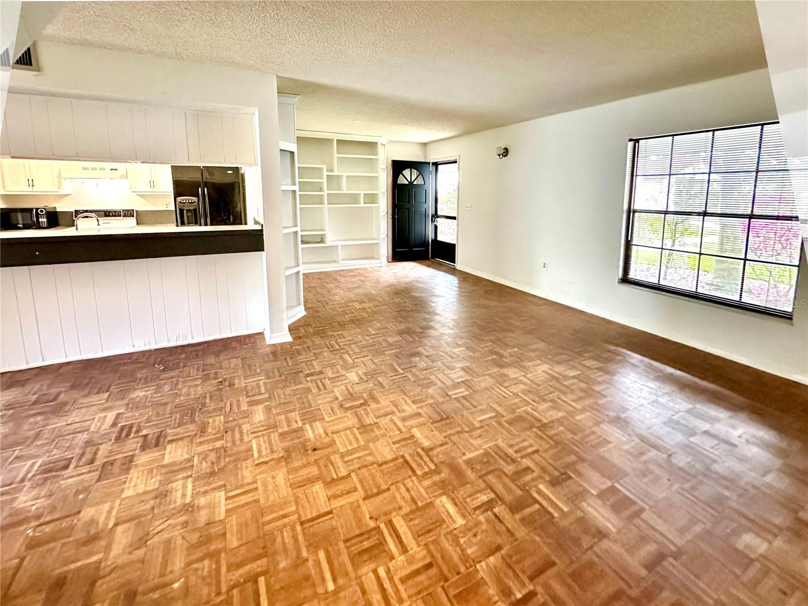 5454 Saddlebrook Way, FL