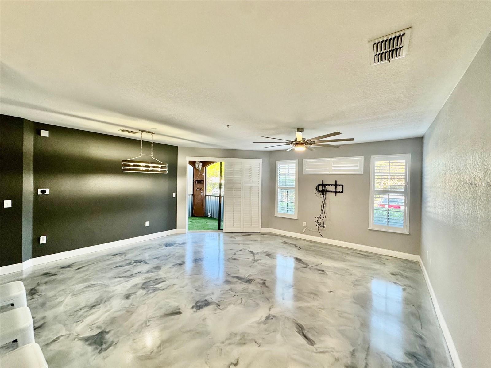 8325 38th Street Circle, FL