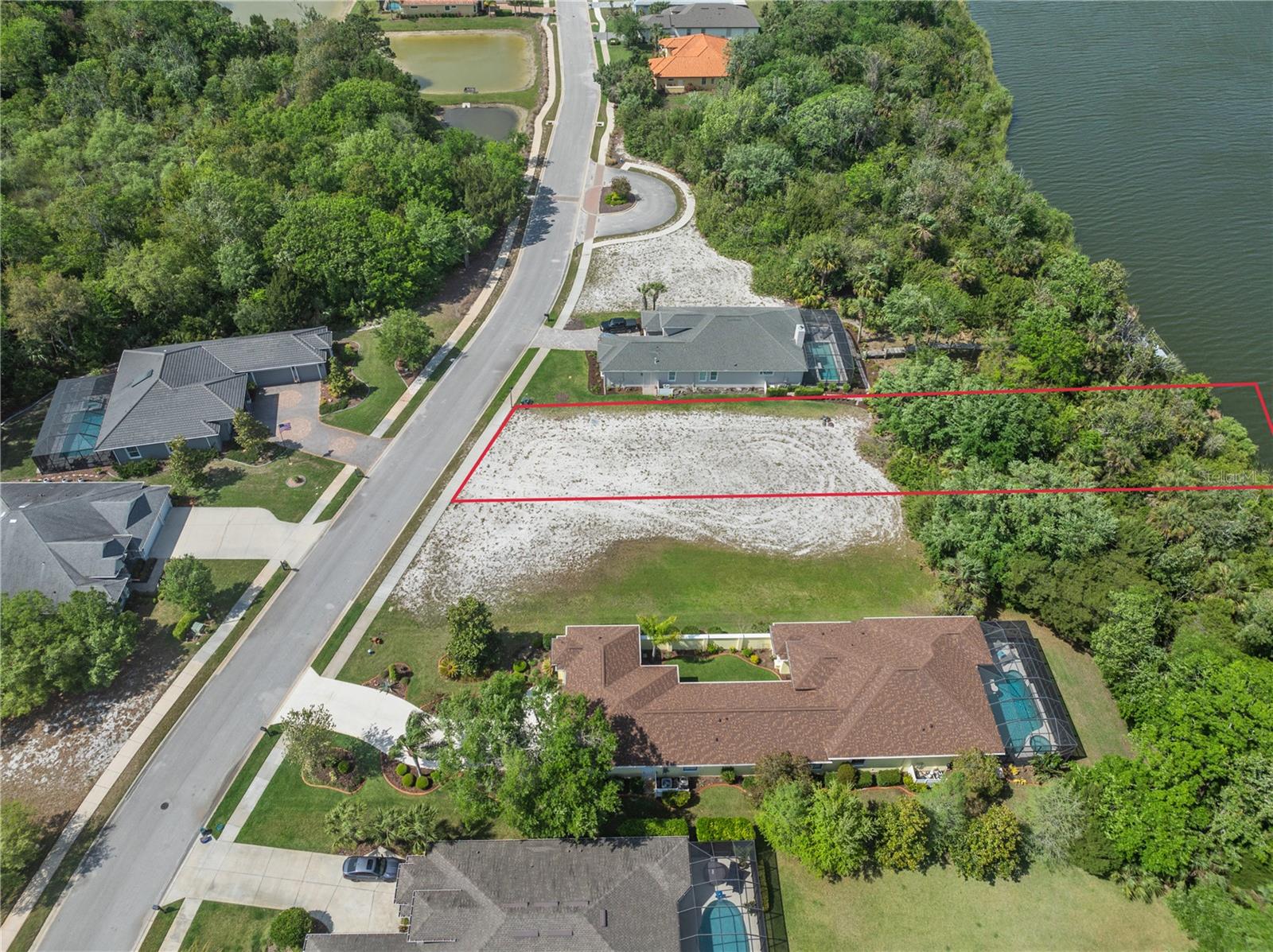 48 Lakewalk Drive, FL