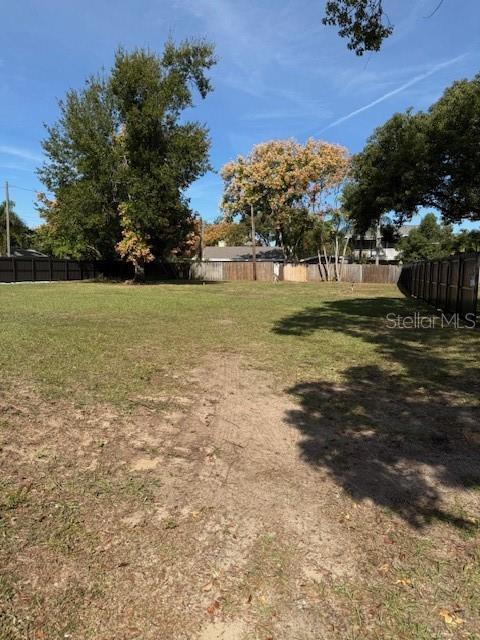 East, FL