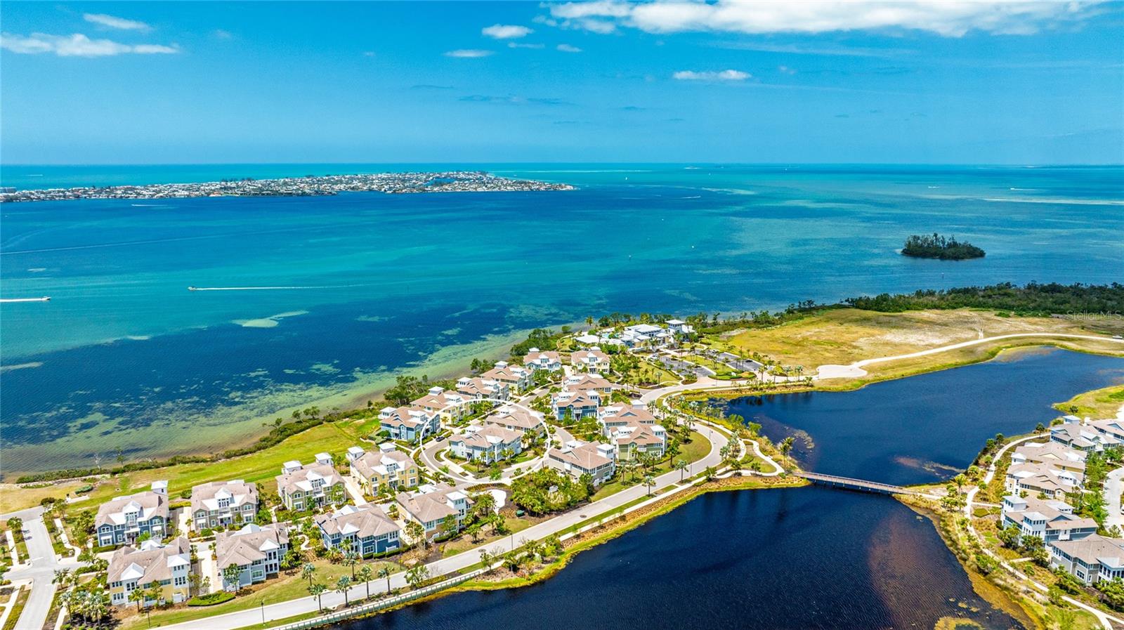 283 Saint Lucia Drive, FL