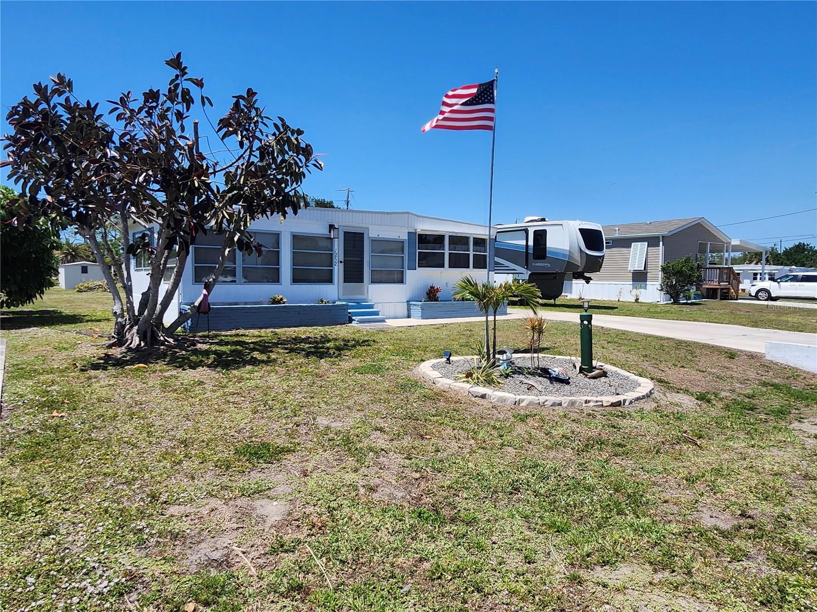 1252 Kingfisher Drive, FL