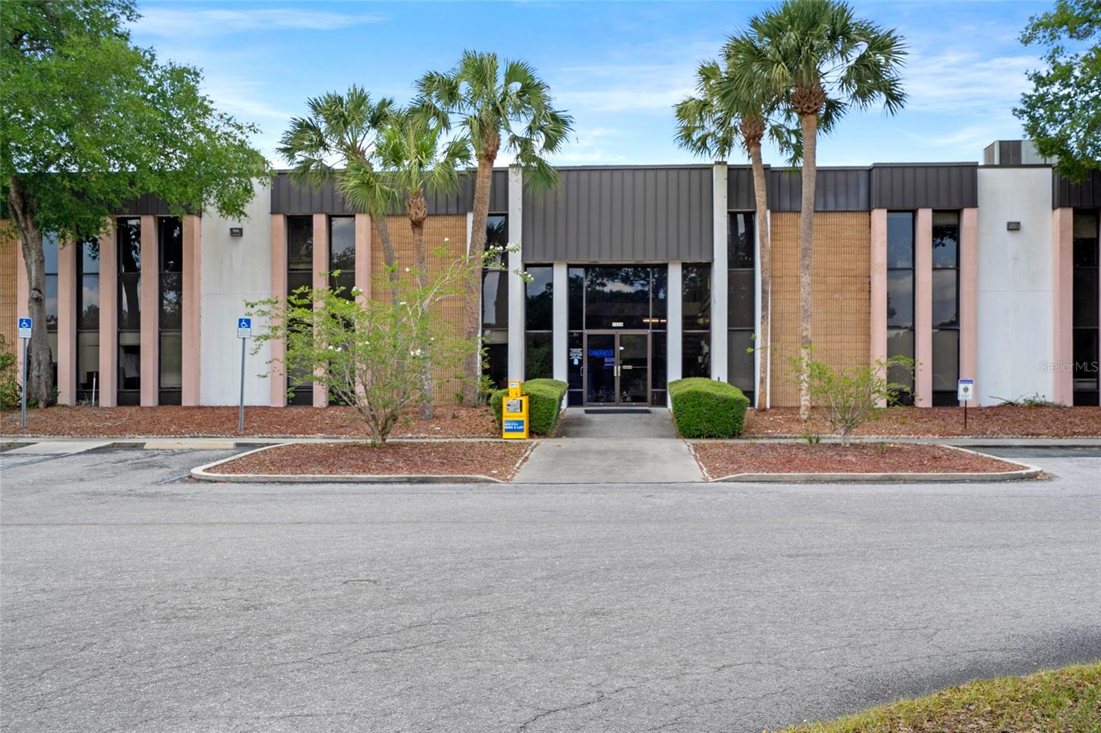 1624 Meadowcrest Boulevard, FL