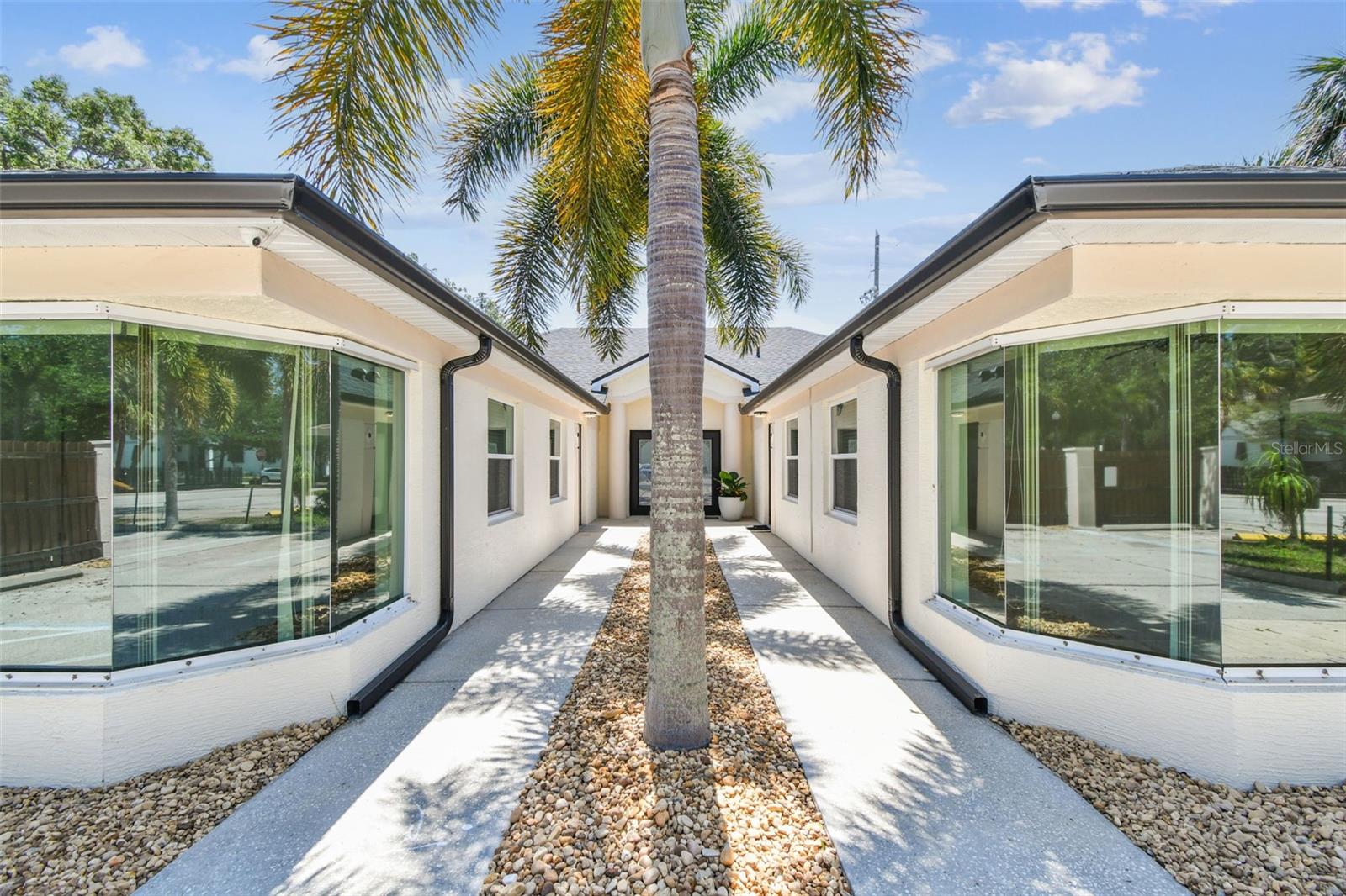 670 2nd Street, FL