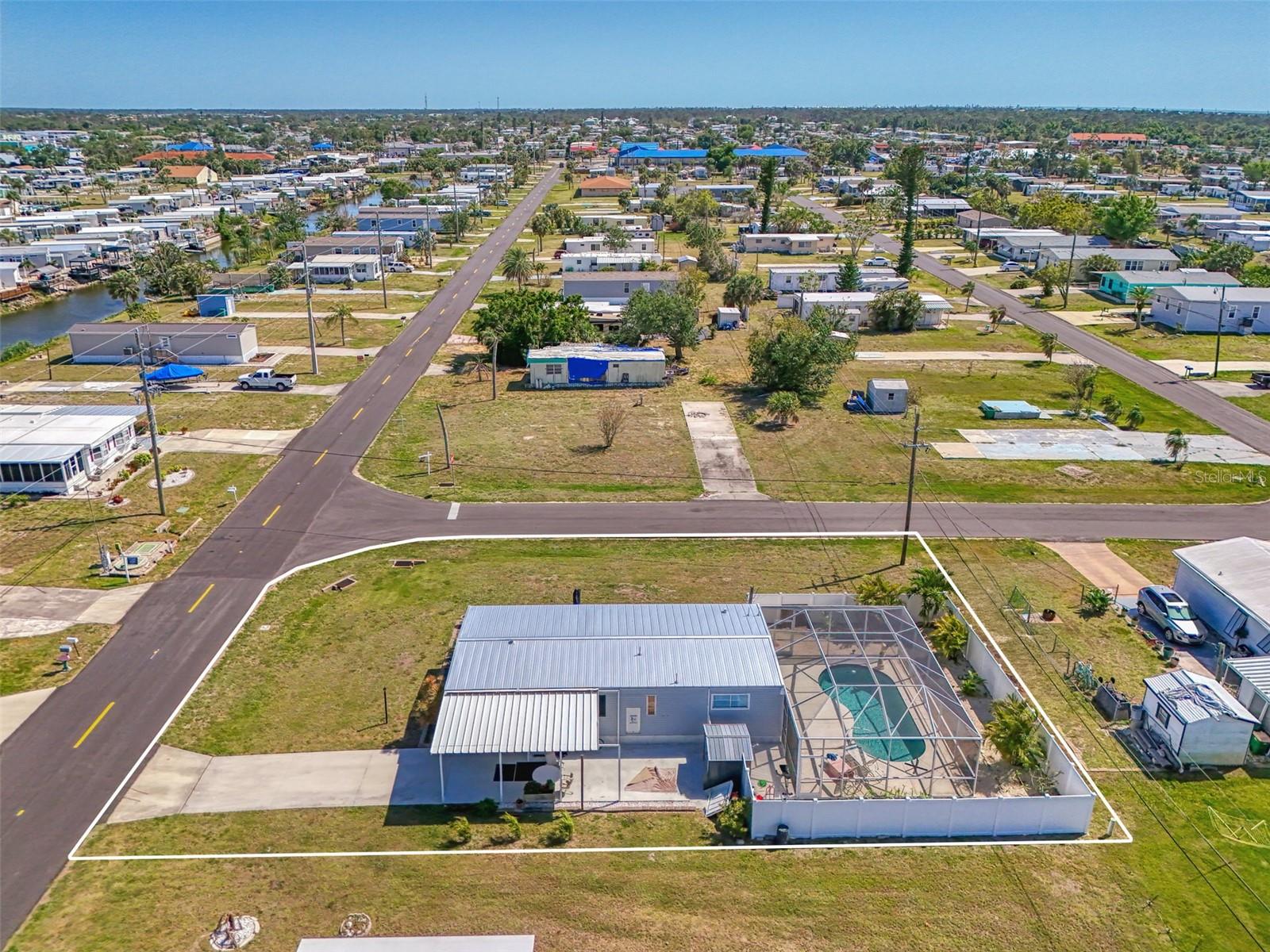 1376 Flamingo Drive, FL