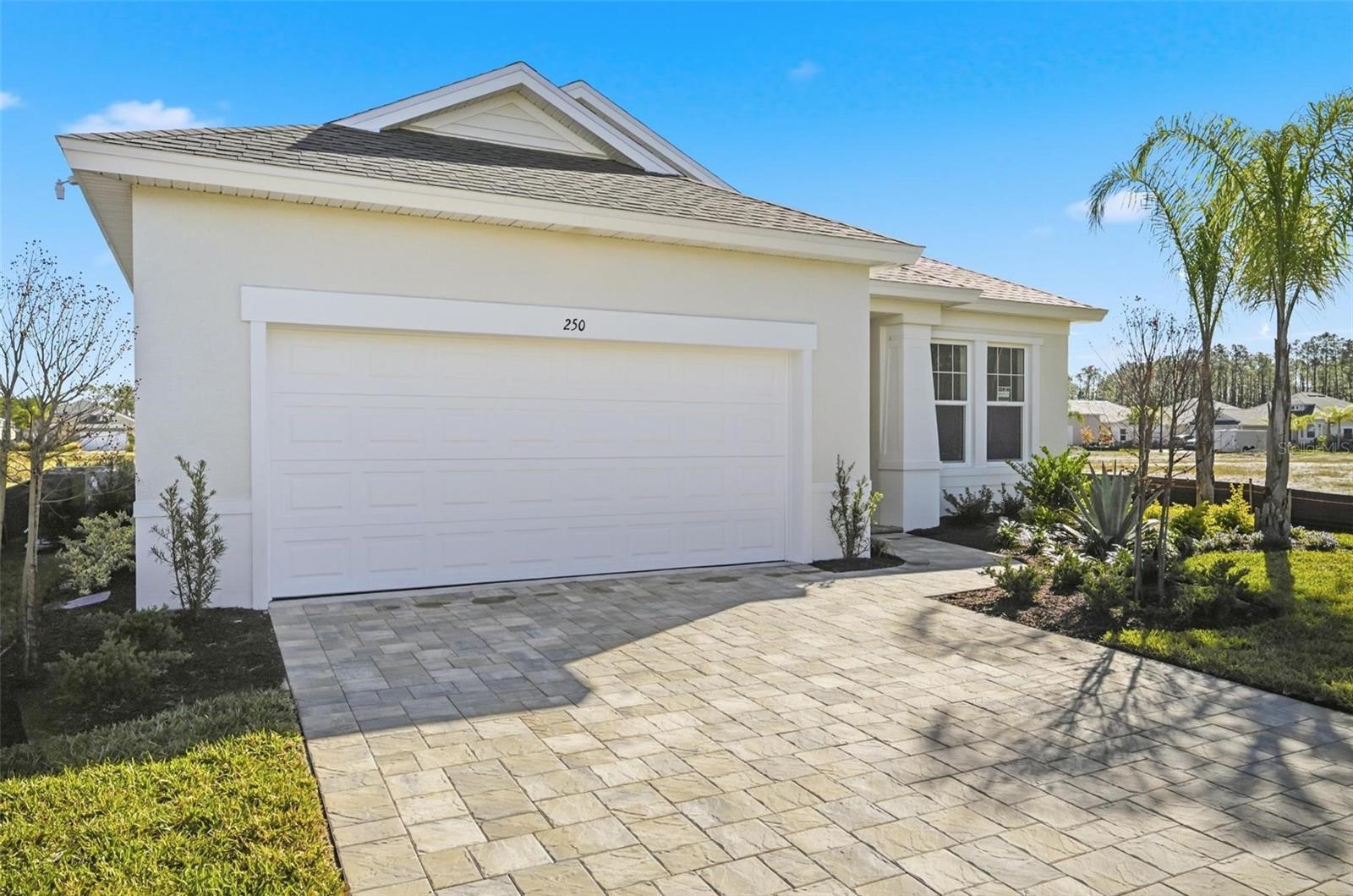 250 Hawthorn Avenue, FL