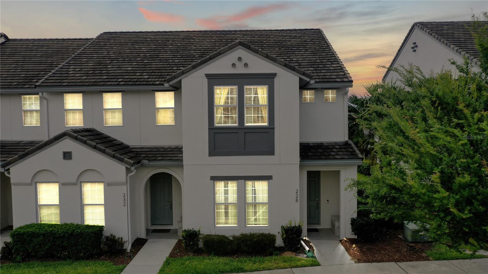 228 Captiva Dr, FL