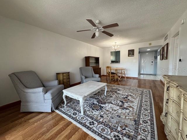 11485 Oakhurst Road, FL