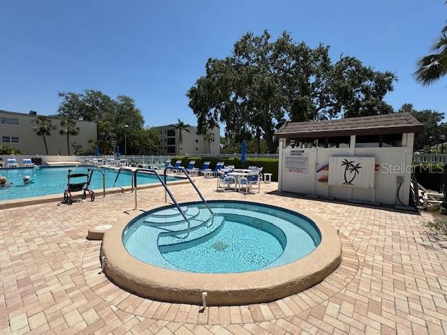 11485 Oakhurst Road, FL