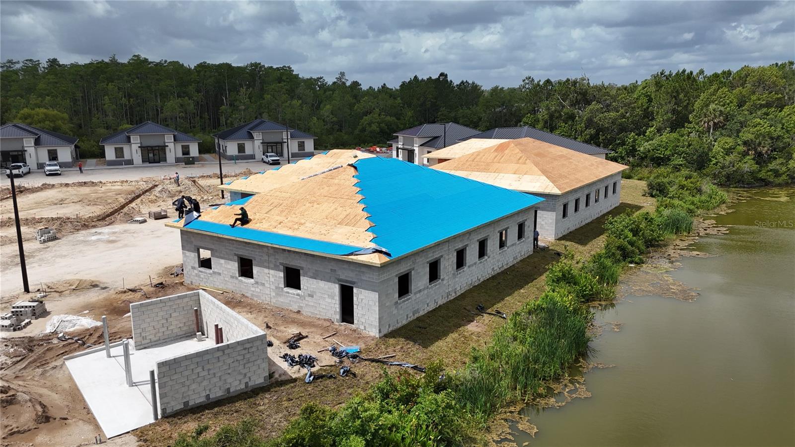 30 Exchange Loop Loop, FL